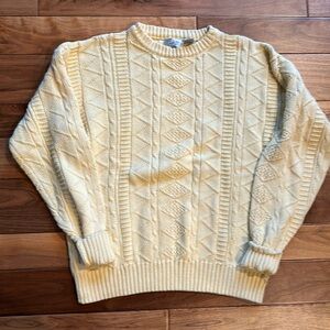 Vtg Yellow cable knit abstract design sweater